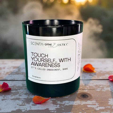 Lumânare parfumată Touch yourself… with awareness Mare - 30cl naughty